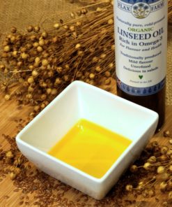 Flax Farm organic cold-pressed linseed oil for dogs