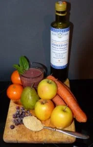 Linseed smoothie with fruit and veg
