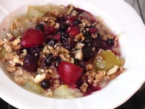 A grain-free porridge of linseed, apple and berries. Gluten-free Porridge.