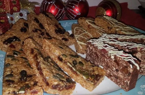 Gluten-free Christmas mincepie flapjacks with flax